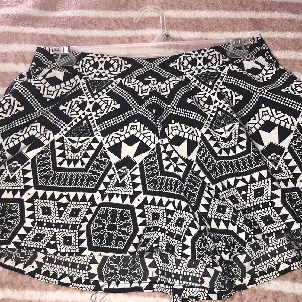 Pattern shorts